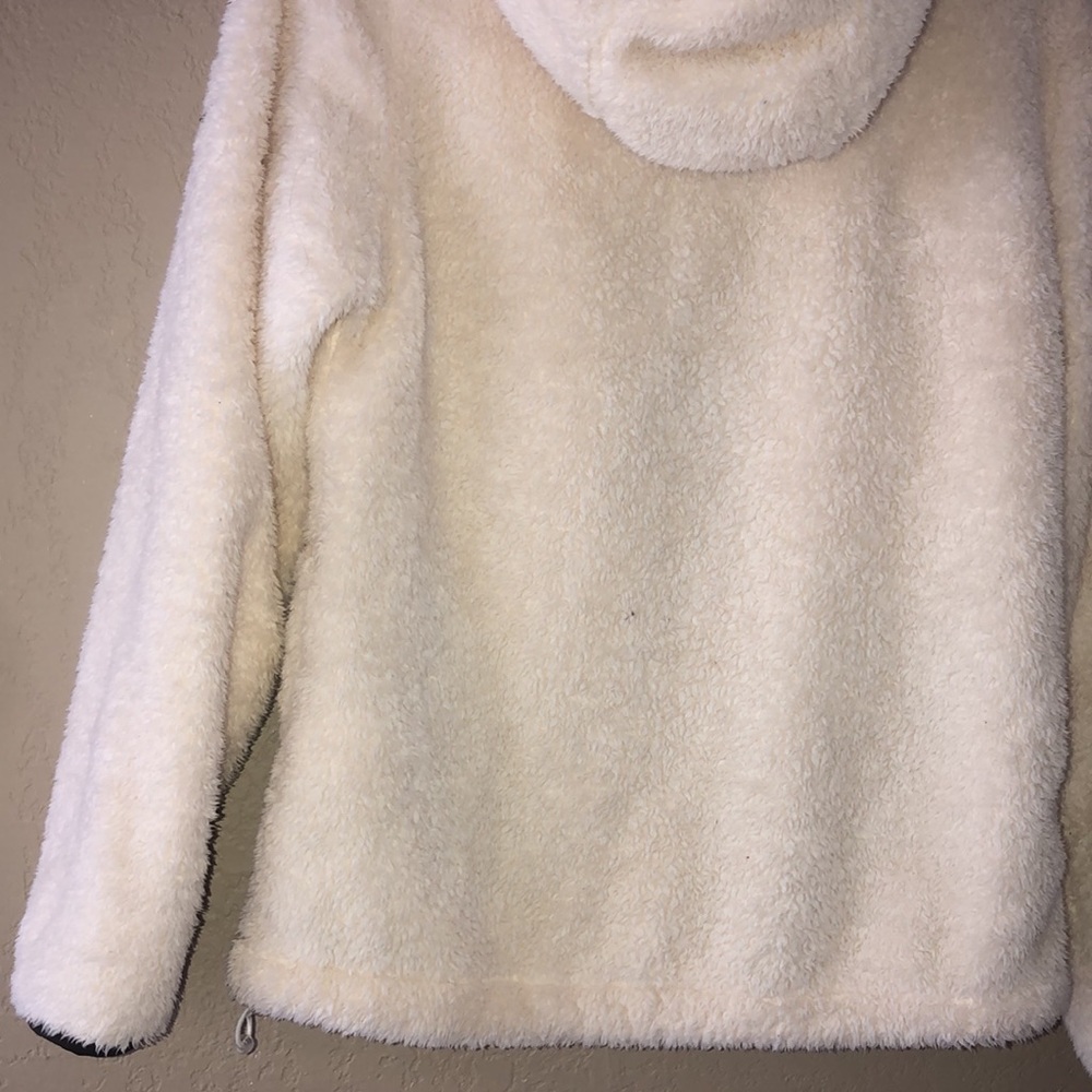 Small Fur Jacket CREAM Color - Picture 4 of 5